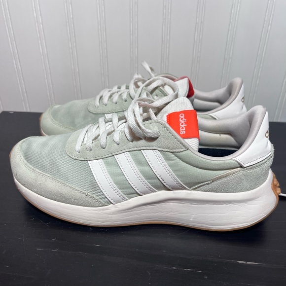 adidas Shoes - Adidas Retropy F2 Women's Shoes Halo Green White Gum Sole Sneakers size 8.5